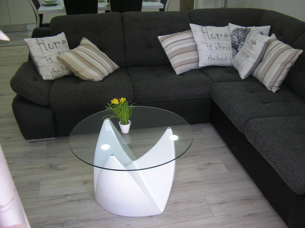 Apartments Viki Трогир Екстериор снимка
