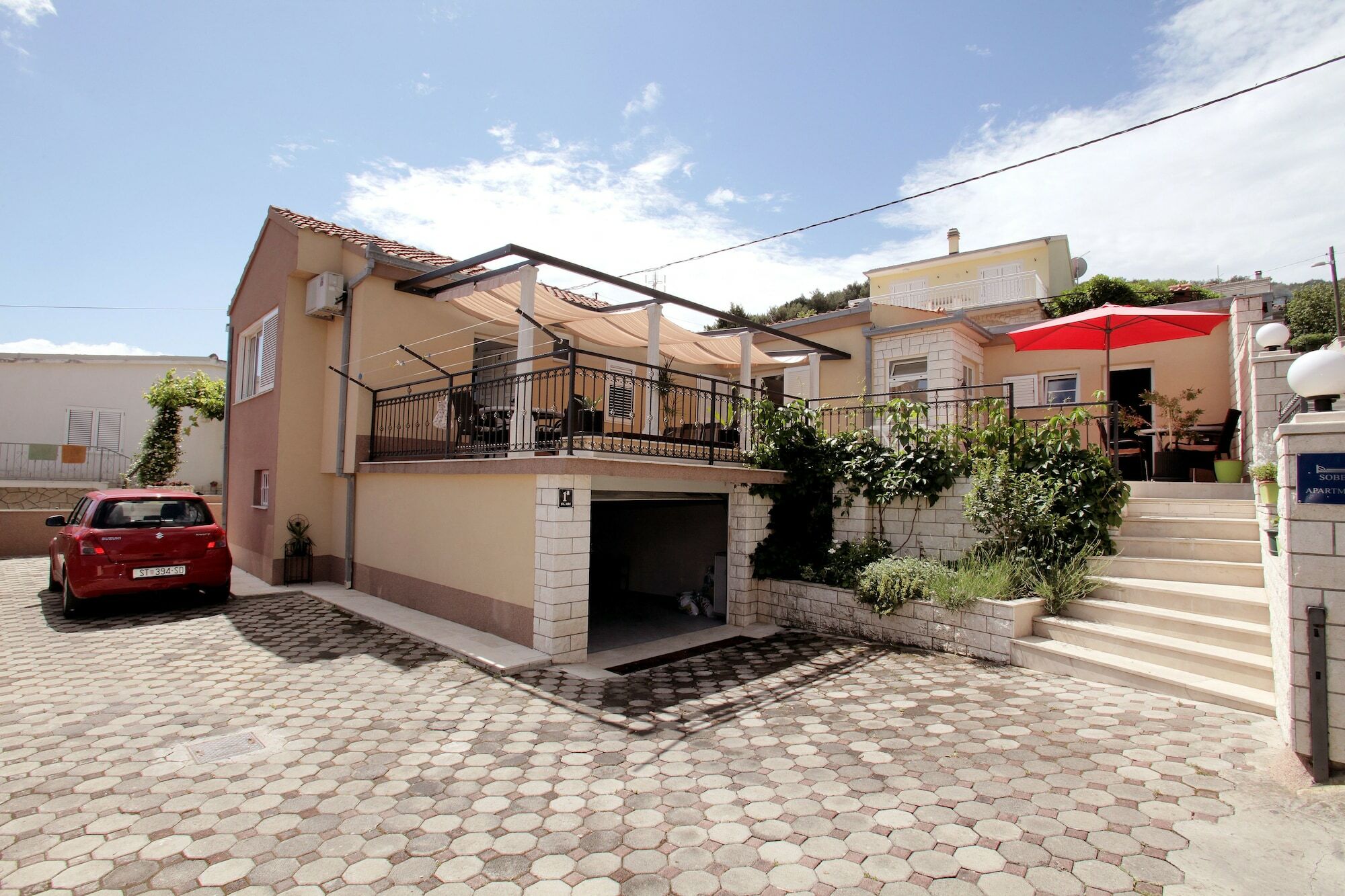 Apartments Viki Трогир Екстериор снимка