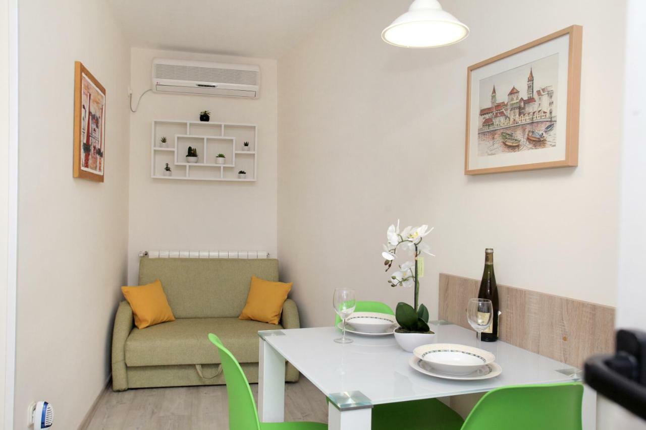 Apartments Viki Трогир Екстериор снимка